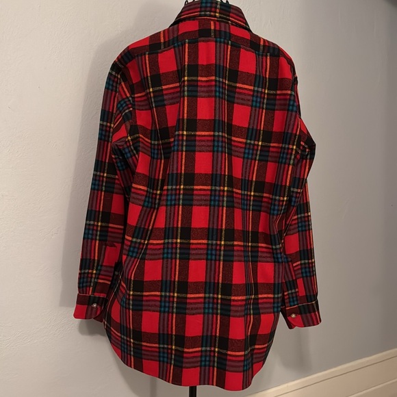Pendleton Men’s Flannel - Picture 6 of 7